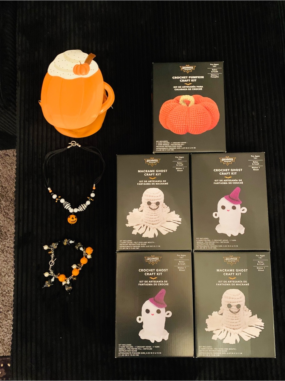 5 halloween theme knitting sets with 5 halloween inspired accessories